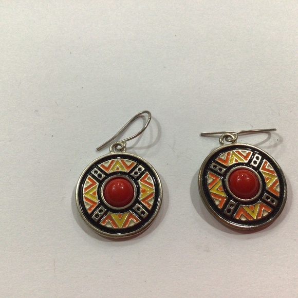 Fashion earrings - Picture 1 of 2